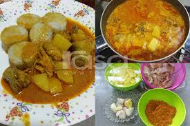 Ulek atau blender bumbu halus yang terdiri dari. Kari Ayam Ubi Kentang Bagi Yang Tidak Makan Pedas