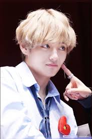 Find the best bts v wallpapers on wallpapertag. V Bts Cute Wallpapers Wallpaper Cave
