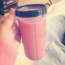 We also tried making a smoothie with fresh fruits, vegetables, water, and ice. Magic Bullet Recipes Tips