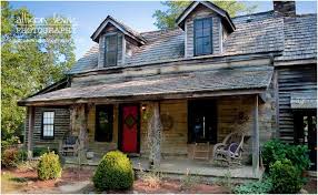 From quirky quaint to upscale luxury, north alabama has a bed & breakfast just for you. Rustic Cabin In Central Al Clements Family Vacation Rentals