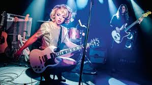 Samantha fish sits down with blues rock review to discuss her love of guitar, what drew her to the blues, entrepreneurship in the music business, when to expect her next album, and more. Samantha Fish Best Tip For Live Sound Turn The Amp Up Musicradar