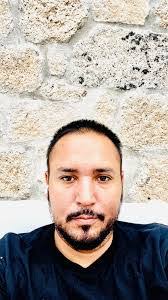 Alfonso Roman's Instagram, Twitter & Facebook