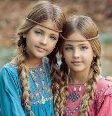 The World S Most Beautiful Twins Rare Green Eyes Beautiful Twins Most Beautiful Twins Green Eyes