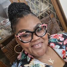 Meet: Polka Polka-dot The. Birthday Manatee 🥳