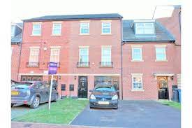 Maybe you would like to learn more about one of these? 5 Bedroom Terraced House For Sale In Robinson Avenue Darnall Sheffield S9 3dg