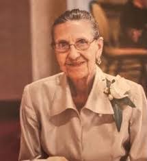 Shirley Hoff's Instagram, Twitter & Facebook