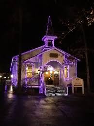 Church In Craftsmans Valley At Dollywood Gatlinburg Christmas Fantasy Of Lights Christmas Lights