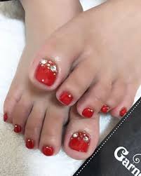 These glossy gray shades with a glittery accent are a perfect choice for businesswomen who don't have enough time but 27nude and pink toe nail design. 58 Incredible Red Toe Nail Art Red Acrylic Nails Toe Nail Designs Wedding Nails Design