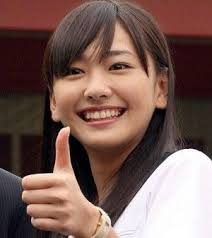 画像 ガッキーに学ぶ かわいい笑顔の作り方 新垣結衣さんの最強スマイル画像 動画まとめ page2 まとめアットウィキ スマイル 画像 新垣 結衣 新垣