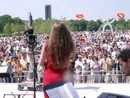 200.000 christinnen und christen haben ein positives signal gesetzt für mehr. Okumenischer Kirchentag Berlin 2003 Oekt01 Studiogruppe Baltruweit