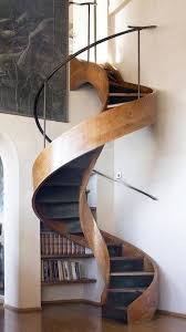صورة ديكور سلم دائري Design De Escada Design De Casa Interiores De Casas