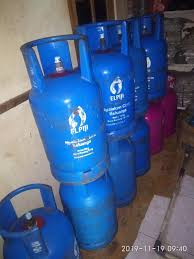Volume 6.7 l di bagian belakang hand guard, ada beberapa kode: Gas Lpg 12kg Photos Facebook