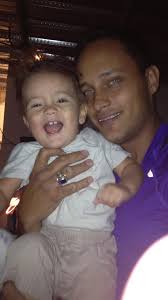 Óscar enviándole un mensaje a sus hijos 😇 (@oscaromshanti), “En este  video, Óscar Pérez nos muestra su conexión única con sus hijos, ese amor  especial que lo hacía sonreír incluso en medio de la ...