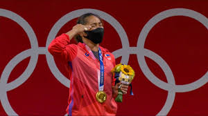 (reuters/edgard garrido) tokyo —philippine's hidilyn diaz on monday became her country's first gold medalist, winning the women's 55 kg category for weightlifting at tokyo 2020. Philippine Weight Sgt Hidlin Diaz Broke Down In Tears After Winning Her Country S First Olympic Gold Medal Bhutan News