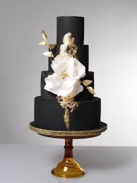 Black And Gold Cake Ideas 10 Brilliant Matter Black Wedding Cake Ideas For 2018 Trends Emmalovesweddings Black And White Wedding Cake Fondant Wedding Cakes White Wedding Cakes