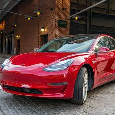 #2 out of 6 in luxury hybrid and electric cars. Tesla Reportedly Won T Sell The 35 000 Model 3 Anymore The Verge