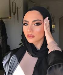 NOUR MOUSSA(@nourmoussamakeupartist) • Instagram 사진 및 동영상