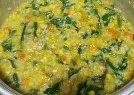 Di sini ada cara membuat yang jelas dan mudah diikuti. Resep Bubur Manado Pasti Nyuuusss Yang Sempurna