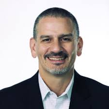 In the summer of 2021, I began my journey at CBRE as a Communications and  Design Intern (pictured here). Today, I am thrilled to announce my  promotion to Senior Communications Analyst! I