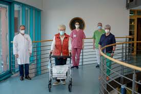 Weakness and tingling in your extremities are usually the first symptoms. Das Guillain Barre Syndrom Aufgeben Ist Keine Option Reha Machts Besser