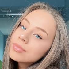 Fernanda Ramirez (YouTube Star)