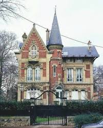 Pin By Deb Burns On Pretty Amazing Unusual Dwellings Old Victorian Homes Victorian Homes Gothic House