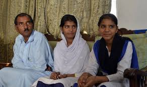 Familia de Asia Bibi