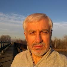 Naia 1977/78 Quello con la fascia verde sono io, il commilitone al centro  si chiama Di Vittorio Antonio di Ruvo di Puglia, l'altro non ricordo il  nome, se non ricordo male era