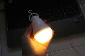 オレンジ色がかった電球色 電球 常夜灯 球根