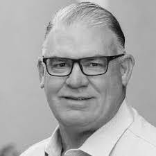 Lance Keller's Instagram, Twitter & Facebook