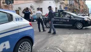Maybe you would like to learn more about one of these? Taranto Sparatoria In Via Mazzini Arrestato Dalla Polizia Il Presunto Autore Lo Jonio