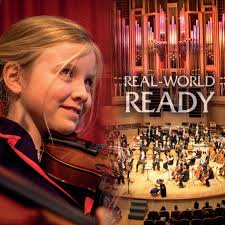 Hamptons Windsor: Relocation &amp; Renovation Guide by Work-Haus