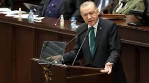 Ramazan ayının ilk iki haftasında kısmi kapanma uygulamasına geçileceğini ifade eden erdoğan, hafta içi sokağa çıkma yasağı, akşam 19.00 sabah 05.00 olarak belirlenmiştir. Dlmktnfwy5tnsm