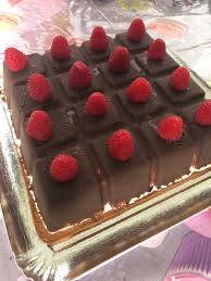 Deux Amies Passionnees Par La Cuisine Realisee Dans Les Moules Flexipan Partagent Leurs Recettes Au Quotidien Chocolat Blanc Dessert Chocolat