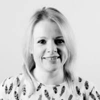 3100+ perfiles de «Sonya