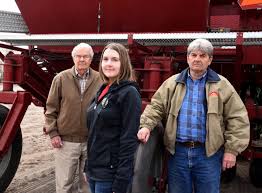 They've mostly been scrubbed from the internet, but you can find some. 2020 Spudwoman Of The Year Britt Raybould Spudman