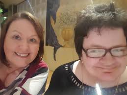 Another amazing night down here at Cedar Court Hotel Bradford, the band  “Cassino” are bringing the house down. I'm back