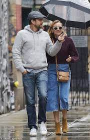 Meu nome é thamires kruger, tenho 22 anos e acho muito difícil se auto descrever para que outras pessoas te conheçam. Pin On Joshua Jackson