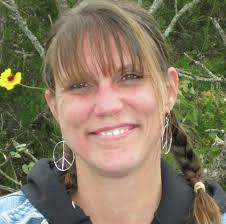 Woman who died while parasailing fell out of harness, boyfriend says