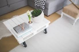 Pallet, tegole, cassette della frutta si prestano benissimo per arredare il proprio giardino, o anche balcone. Arredamento Idee Fai Da Te Consigli E Idee Per La Casa