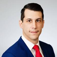 Celebrating a successful year amidst challenges at Del Vino Vineyards.  Grateful for the opportunity to contribute to Long Island Business Banking  at M&T Bank alongside Evan Babb, Vic Dones…