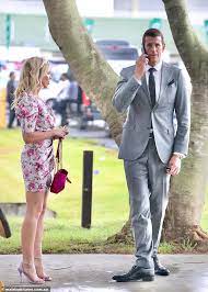 Born on 1st november, 1978 in perth, australia, he is famous for australian army soldier, and a recipient of the victoria cross for australia (vc), the highest award in the australian honours system. Ben Roberts Smith 42 Debuts His New Girlfriend 28 At The Magic Millions Race Day Daily Mail Online