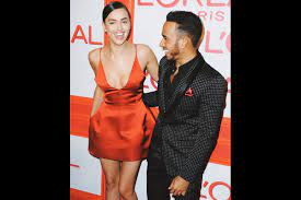 Allerdings ist sie nicht die erste frau. Die Frauen Um Lewis Hamilton Bilder Autobild De