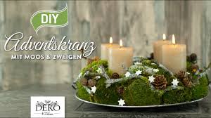 Diy deko schone dinge fur zuhause selbermachen. Diy Adventskranz Aus Naturmaterial Mit Moos Zweigen Deko Kitchen
