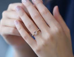 Morganite Tasli Evlilik Teklifi Yuzugu Morganit Ve Pembe Rose Altin Tektas Yuzuk Zarif Ve Farkli Morganite Stone Enga Alyans Evlilik Teklifleri Nisan Yuzugu