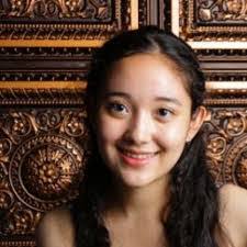 Daphne Manning's Instagram, Twitter & Facebook