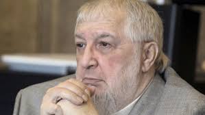 Inmate who shot to death ailing wife dies