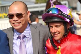 Drop in rating and dirt track good for Easy Success