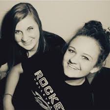 Annie Huff (@ladyhuffannie)