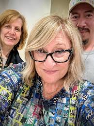 Mazel tov to Tiziana Getz, Sheira Rosenfield, and Leandro Restrepo